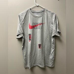 Nike Dri Fit Men’s Camiseta Graphic T Shirt